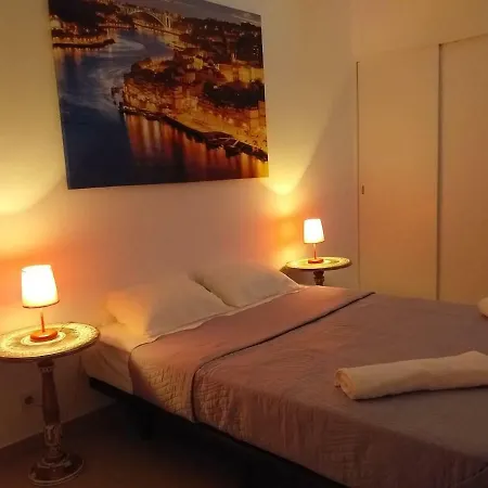 Detrinver In 302 Apartmán *